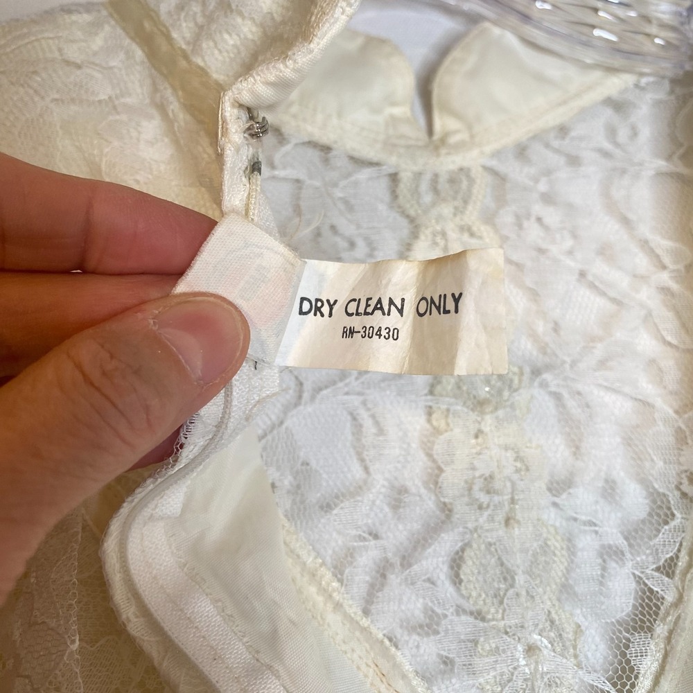 Vintage 80s Union Made Wedding Dress S Cream Lacey Long Sleeve Modest Victorian - Picture 12 of 14